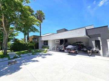 c9556ff70e94beb8fe6533dfeb307bf4.jpg · Casa Com 4 Dormitórios, 480 m² - Venda por R$5.500.000 Ou Aluguel por R$25.000/mês - Condomínio VI