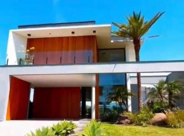 Casa · 227m² · 3 Quartos · Linda Casa No Condomínio Parque Das Figueiras Em Arroio Do Sal Com 227 m Quadrados
