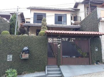 Casa · 76m² · 4 Quartos · 2 Vagas · Casa Em Cônego, Nova Friburgo/rj de 76 m² 4 Quartos À Venda por R$630.000