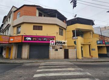 Casa · 84m² · 4 Quartos · Casa Em Centro, Nova Friburgo/rj de 84 m² 4 Quartos À Venda por R$650.000
