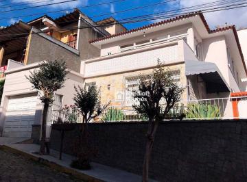 Casa · 263m² · 5 Quartos · 1 Vaga · Casa Em Centro, Nova Friburgo/rj de 263 m² 5 Quartos À Venda por R$1.800.000