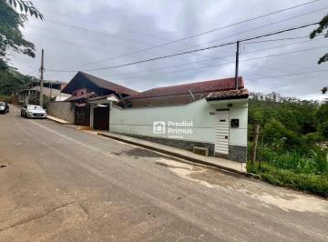 Casa · 200m² · 2 Quartos · Casa Em Varginha, Nova Friburgo/rj de 0 m² 2 Quartos À Venda por R$400.000