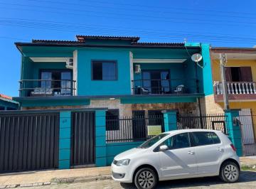 Casa · 3 Quartos · 5 Vagas · Casa Em Magalhães, Laguna/sc de 0 m² 3 Quartos À Venda por R$898.000