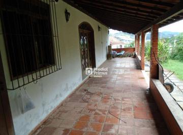 Casa · 200m² · 5 Quartos · 1 Vaga · Casa Em Prado, Nova Friburgo/rj de 200 m² 5 Quartos À Venda por R$1.000.000
