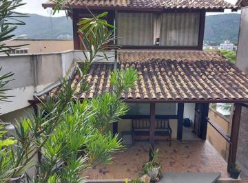 Casa · 193m² · 4 Quartos · 3 Vagas · Excelente Casa Em Condomínio Itaipu, Com 04 Suítes E 03 Vagas!