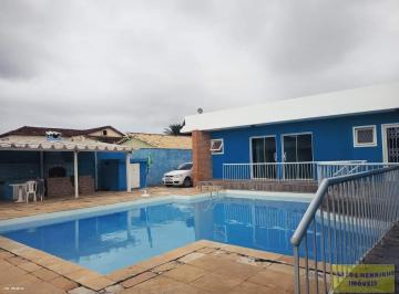 Casa · 240m² · 5 Quartos · 3 Vagas · Ótima Casa a Venda Em Coqueiral Araruama