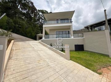 Casa · 280m² · 4 Quartos · 3 Vagas · Casa Em Vargem Grande, Teresópolis/rj de 280 m² 4 Quartos À Venda por R$1.675.000