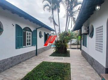 Casa · 176m² · 5 Quartos · 2 Vagas · Casa a Venda No Itacorubi Florianópolis
