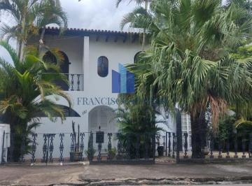 Casa · 307m² · 3 Quartos · 1 Vaga · Casa Para Venda Em Volta Redonda, Laranjal, 3 Dormitórios, 3 Banheiros, 1 Vaga