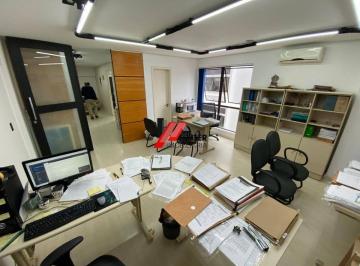 Comercial · 58m² · 1 Vaga · Sala Comercial Para Alugar No Centro de Florianópolis Proximo Ao Mercado Publico