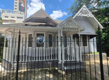 Foto 01 · Casa Estilo Americano Em São Lourenço