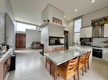 Casa · 180m² · 3 Quartos · 2 Vagas · Imobiliária Em Santa Cruz Do Sul