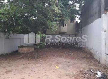 Casa · 150m² · 3 Quartos · 1 Vaga · Terreno 450 m² Aceitando Financiamento Em Bento Ribeiro.