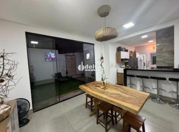 Casa · 80m² · 2 Quartos · 1 Vaga · Casa Com 2 Quartos Sendo 1 Suíte Disponível Para Venda No Bairro Jardim Canaã Em Uberlândia - Mg