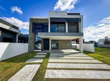 Casa · 242m² · 3 Quartos · 4 Vagas · Terras Alpha - Venda | Casa Com 3 Suítes Mobiliada Em Condomínio Fechado de Gravataí