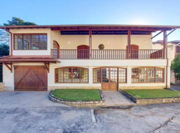 Casa · 348m² · 6 Quartos · 3 Vagas · Casa 6 Quartos No Bairro Do Comary, Teresópolis Rj.
