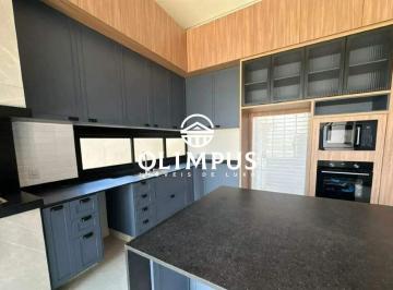 Casa · 250m² · 3 Quartos · 2 Vagas · Casa No Condomínio Varanda Sul Para Alugar No Bairro Shopping Park Em Uberlândia