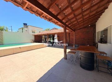 Comercial · 300m² · 4 Quartos · 4 Vagas · Imóvel Comercial Em Pontal de Santa Mônica, Guarapari/es de 300 m² 4 Quartos À Venda por R$631.000