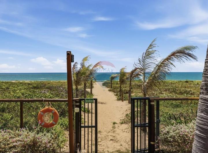 Cobertura Mobiliada Duplex Pé Na Areia À Venda Em Itacimirim – 4 Quartos