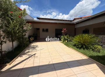 Casa · 275m² · 3 Quartos · 3 Vagas · Casa Residencial Com 3 Quartos Sendo 1 Suíte Disponível Para Venda No Bairro Santa Luzia Em Uberlând