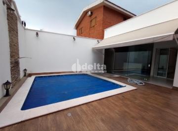 NULL · Casa Com 3 Quartos Sendo 1 Suíte Disponível Para Venda No Tabajaras Bairro Em Uberlândia - Mg