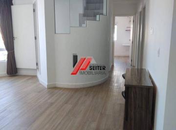 Apartamento · 173m² · 3 Quartos · 1 Vaga · Cobertura Para Locação Com 3 Dormitórios Em Carvoeira Florianópolis