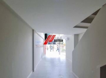 Comercial · 102m² · 1 Quarto · 1 Vaga · Loja Para Alugar Trindade Florianópolis Proximo Ao Shopping Vila Romana