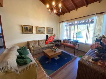 Casa · 250m² · 4 Quartos · 1 Vaga · Casa de 4 Quartos Para Alugar Na 5 Ruas Do Rio Tavares Em Florianópolis