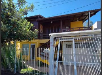 Casa · 205m² · 5 Quartos · 1 Vaga · Casa Semimobiliada No Bairro Nossa Senhora Da Saúde, Com 5 Dormitórios, Com 205 m².