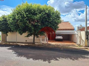 fe4fb33d915b4cc1f7f8a23f71a3055f.jpg · Estrutura Completa, Espaço de Sobra E Localização Estratégica! Casa Comercial Para Locação | Ampla,