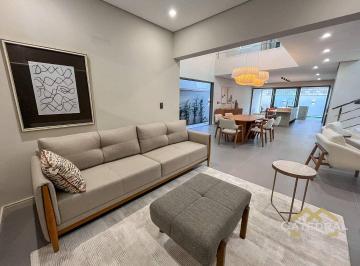 Casa · 238m² · 3 Quartos · 4 Vagas · Sobrado Em Recanto Quarto Centenário, Jundiaí/sp de 238 m² 3 Quartos À Venda por R$3.150.000ou P
