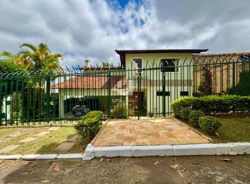 FACHADA · Morar Bem É Ter Quintal: Casa Em Condomínio Fechado Com Pomar