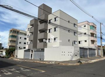 Apartamento · 74m² · 3 Quartos · 2 Vagas · Apartamento À Venda, 3 Quartos, 1 Suíte, 2 Vagas - Bairro Segismundo Pereira, Uberlândia Mg