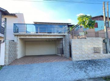 Casa · 90m² · 3 Quartos · 2 Vagas · Imobiliária Em Santa Cruz Do Sul!