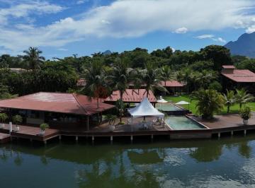 Casa · 6 Quartos · 6 Vagas · Excelente Casa de Frente a Canal Em Angra Dos Reis/rj