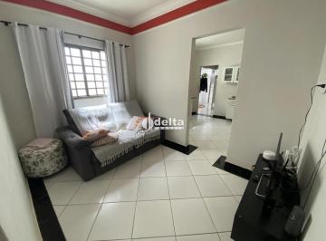 Casa · 280m² · 3 Quartos · 2 Vagas · Casa Com 3 Quartos Sendo 1 Suíte, Disponível Para Venda No Bairro Brasil Em Uberlândia - Mg