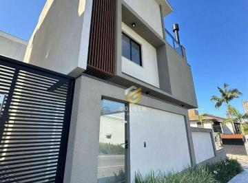 7b32ff09a6cabb5b4257f63d9c026328.jpg · Casa Triplex Exclusivo Com 3 Suítes, 02 Vagas E Spa Em Balneário Camboriú