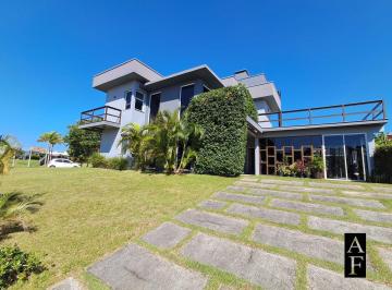 Casa · 288m² · 5 Quartos · 4 Vagas · Casa Em Condomínio Em Ibiraquera Com Vista Para a Lagoa!