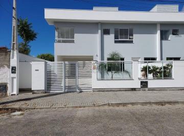 Casa · 149m² · 3 Quartos · 2 Vagas · Casa a Venda No Carianos Florianopolis