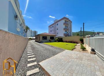 Foto 01 · Oportunidade Imperdível No Saguaçu - Casa 100% Averbada Com Terreno de 845,50 m²