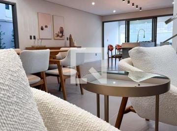 Casa · 238m² · 3 Quartos · 4 Vagas · Imoveis - No Recanto Quarto Centenário