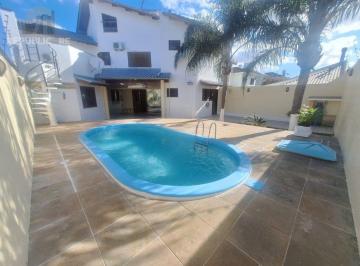 Casa · 325m² · 5 Quartos · 2 Vagas · Casa 5 Dormitórios, 1 Suíte, Piscina E 2 Vaga de Garagem Em Canoas.