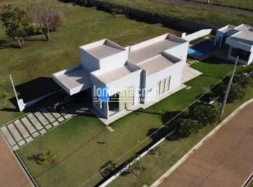 Casa · 260m² · 3 Quartos · 3 Vagas · Casa Em, Primeiro de Maio/pr de 260 m² 3 Quartos À Venda por R$1.300.000
