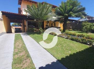 Casa · 360m² · 5 Quartos · 6 Vagas · Casa Em Piratininga, Niterói/rj de 360 m² 5 Quartos À Venda por R$1.799.900ou Para Locação R$8.