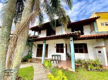 Casa · 200m² · 3 Quartos · 2 Vagas · Casa À Venda - No Centro
