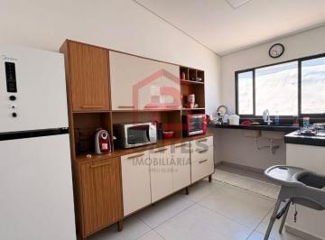 Casa · 225m² · 1 Quarto · 1 Vaga · Casa Padrão Em Botucatu