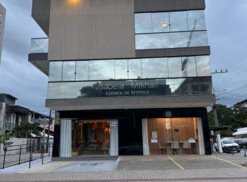 Comercial · 100m² · 1 Quarto · 3 Vagas · Sala Comercial Térrea Para Locacao Anual Em Balneário Piçarras Sc
