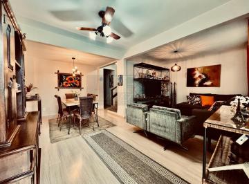 Casa · 123m² · 3 Quartos · 2 Vagas · Casa Para Venda Em Teresópolis, Jardim Europa, 3 Dormitórios, 1 Suíte, 3 Banheiros, 2 Vagas