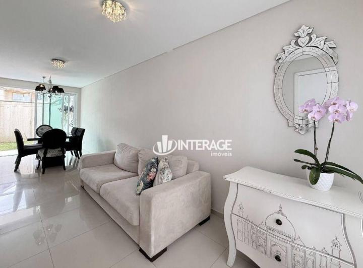 Sobrado Com 3 Dormitórios À Venda, 97 m² por R$640.000 - Santa Felicidade - Curitiba/pr