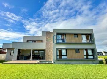 Casa · 325m² · 5 Quartos · 4 Vagas · Condomínio Reserva Bom Fim - Casa Em Condomínio/casa de Condomínio Com 5 Quartos E 6 Banheiros À Ven